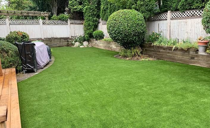 Artificial Turf & Putting Greens
